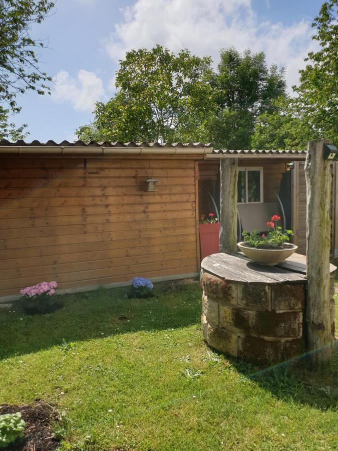 Petit Sejour En Chalet Crecy-la-Chapelle Kültér fotó